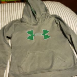 Under Armour Hoodie- ☆New w/o tags☆